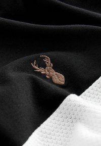 Next BUTTON UP BLOCK - REGULAR FIT - Polo majica - black brown