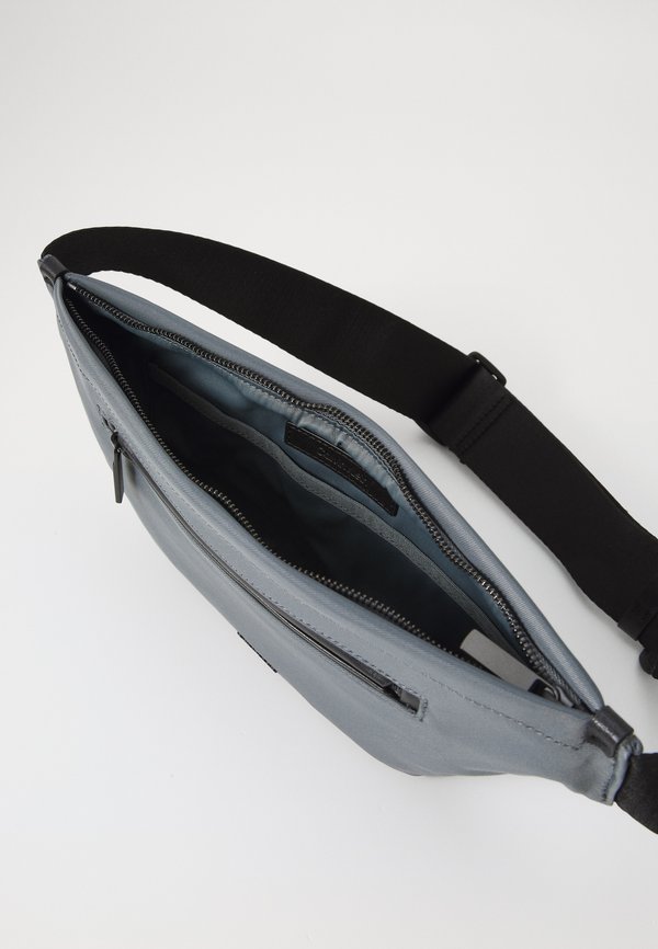 EASE WAISTBAG - Bum bag - turbulence2