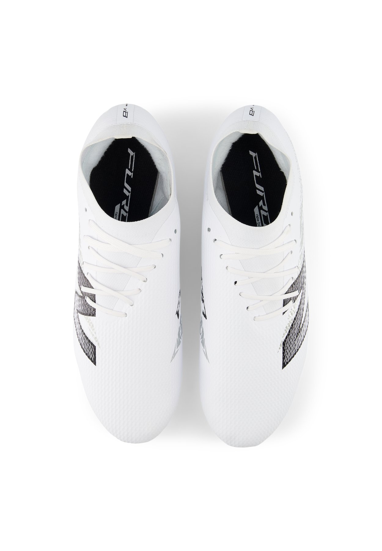 Fußballschuhe für festen Untergrund