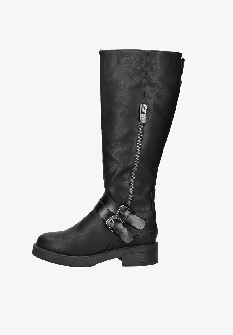 Bota de cuero negra hasta la rodilla con cremallera lateral, acentos texturizados y dos correas con hebilla alrededor del tobillo. Suela plana y diseño simple.