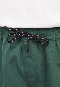 Jack & Jones Junior JPSTFIJI JNR - Short de bain - dark green