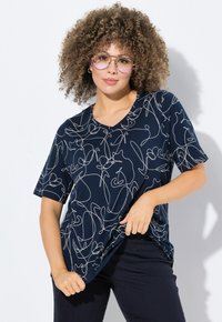 Ulla Popken SHORT SLEEVE TEE - Triko s potiskem - marine