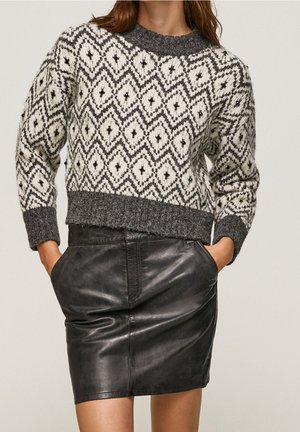 Jumper - multi-coloured