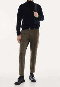 Mango Strickpullover - black