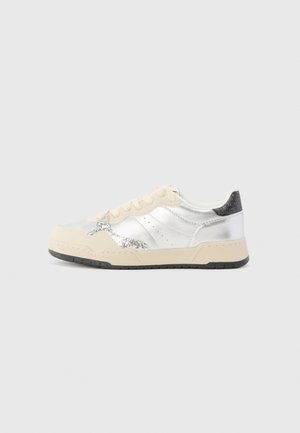 ONLSWIFT FUNKY - Sneakers - silver-coloured