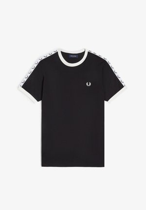 Maglietta nera a maniche corte con collo rotondo bianco e strisce bianche con piccoli loghi di alloro neri lungo spalle e maniche.