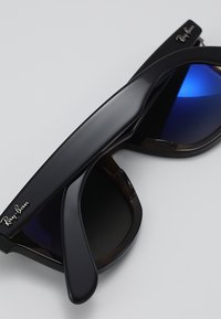 Ray-Ban WAYFARER UNISEX - Óculos de sol - top grey on havana