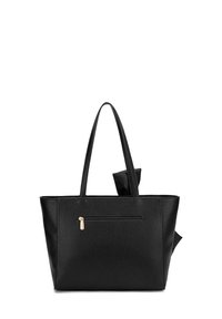 Zwarte neplederen draagtas met verlengde hengsels, vierkant formaat, voorvak met rits en een subtiele textuurafwerking.