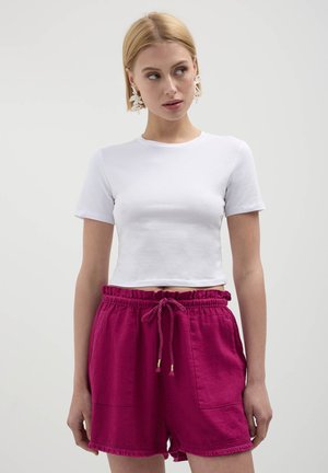 Calliope Short - viola