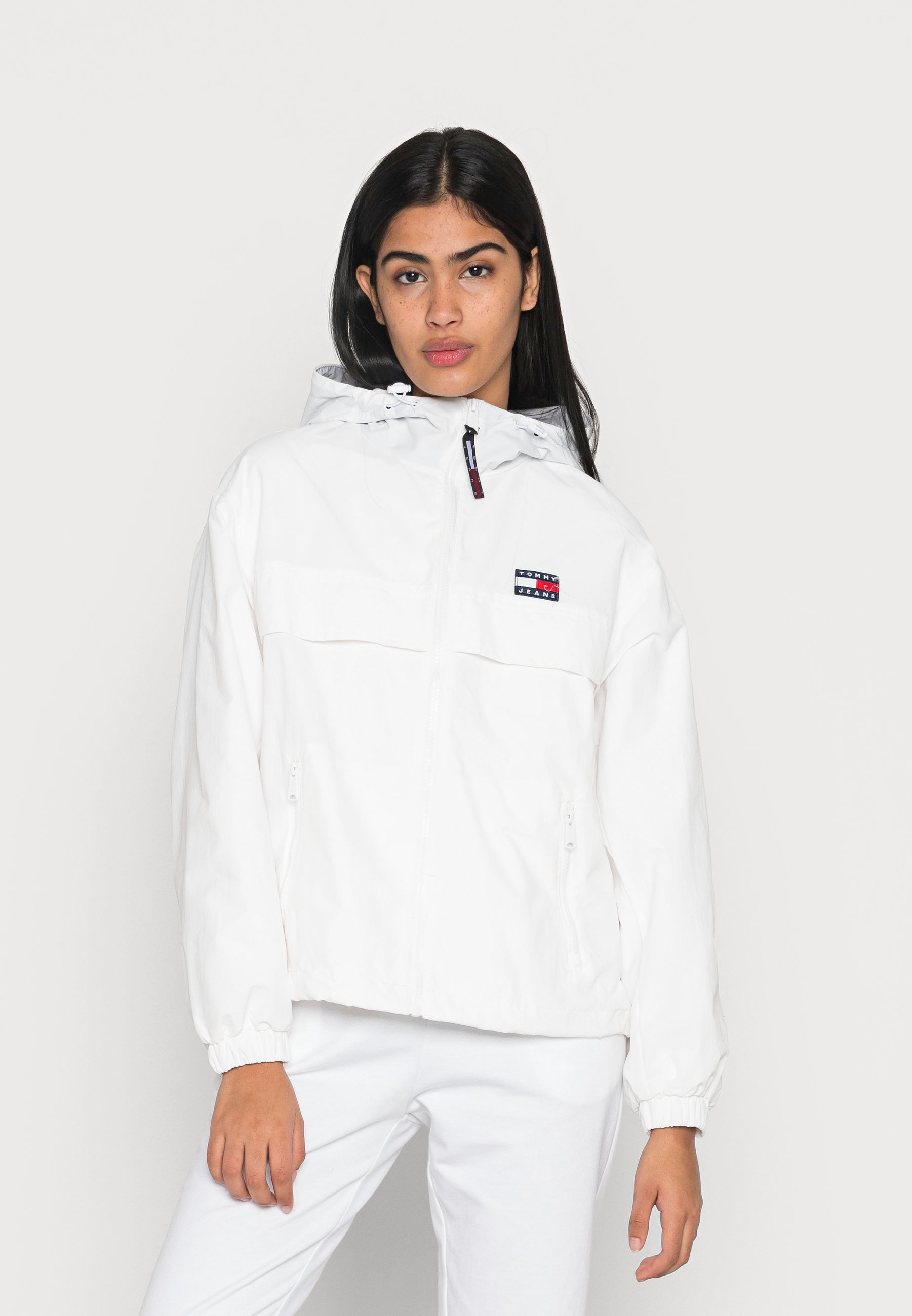 tommy jeans windbreaker white