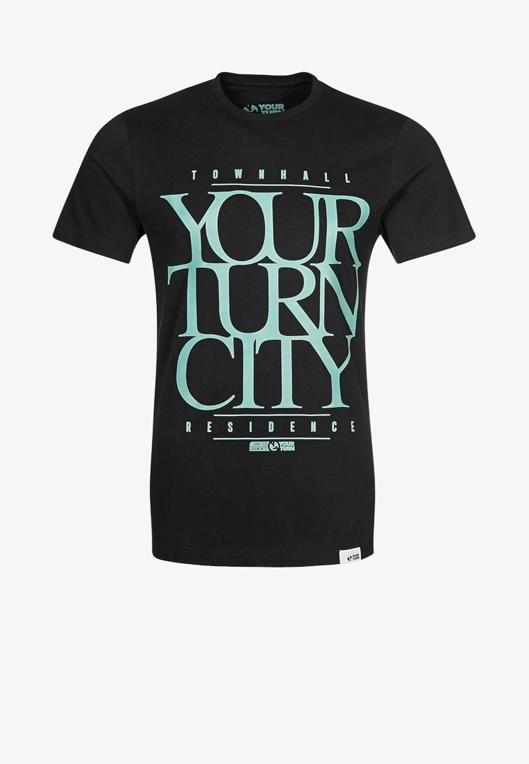 Czarny bawełniany t-shirt z dużym turkusowym napisem "YOUR TURN CITY RESIDENCE" i metką u dołu. Krótkie rękawy, okrągły dekolt.