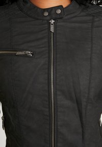 ONLY Giacca in similpelle - black