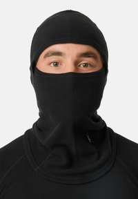 Zwarte fleece balaclava die het hoofd en de nek bedekt. Heeft een soepele textuur, een strakke pasvorm en een laag profielopening voor de ogen.