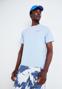 Levi's® VINTAGE FIT GRAPHIC - T-shirt estampada - blue