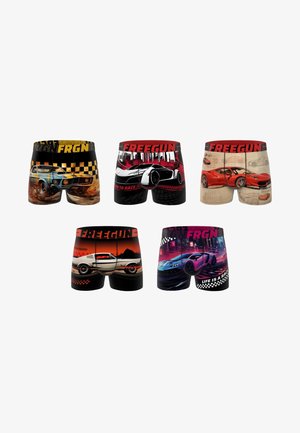 Cinq paires de boxers pour hommes avec des motifs de voitures de course, chacun présentant une voiture différente et la marque "FREEGUN" sur la ceinture.