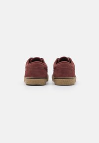 Nike SB CHRON 2 UNISEX - Sapatilhas - dark pony