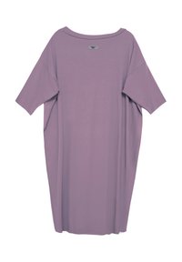 Luźna sukienka krótko rękawowa w miękkim lawendowym kolorze. Okrągły dekolt, gładka faktura i brak widocznych wzorów lub akcentów.