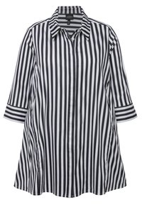Camicia a maniche tre quarti con bottoni, a righe verticali bianche e nere, dotata di colletto e realizzata in tessuto liscio.