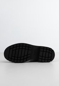 Pepe Jeans Stivaletti stringati - black