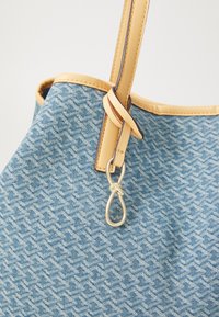 Call it Spring LOOKOUT - Handbag - denim