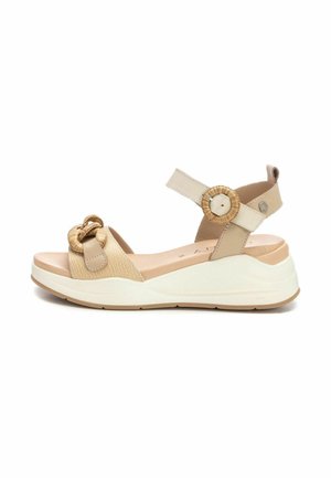 Carmela Sandalias con plataforma - beige