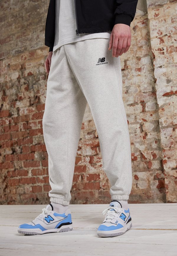 UNI-SSENTIALS - Tracksuit bottoms - sea salt heather4