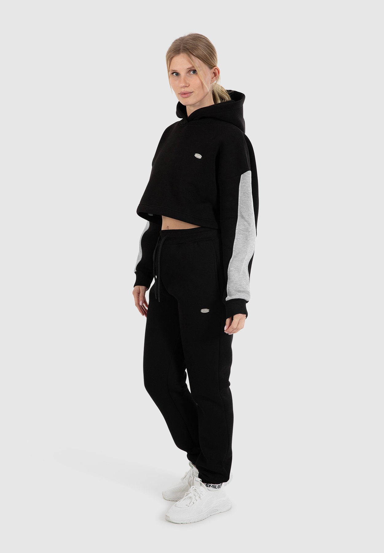 AMAYA CROP HOODIE