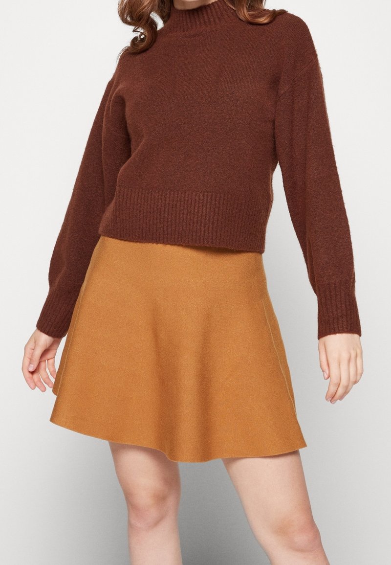 Monki Pullover - brown