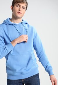 Urban Classics BASIC - Kapuzenpullover - horizon blue