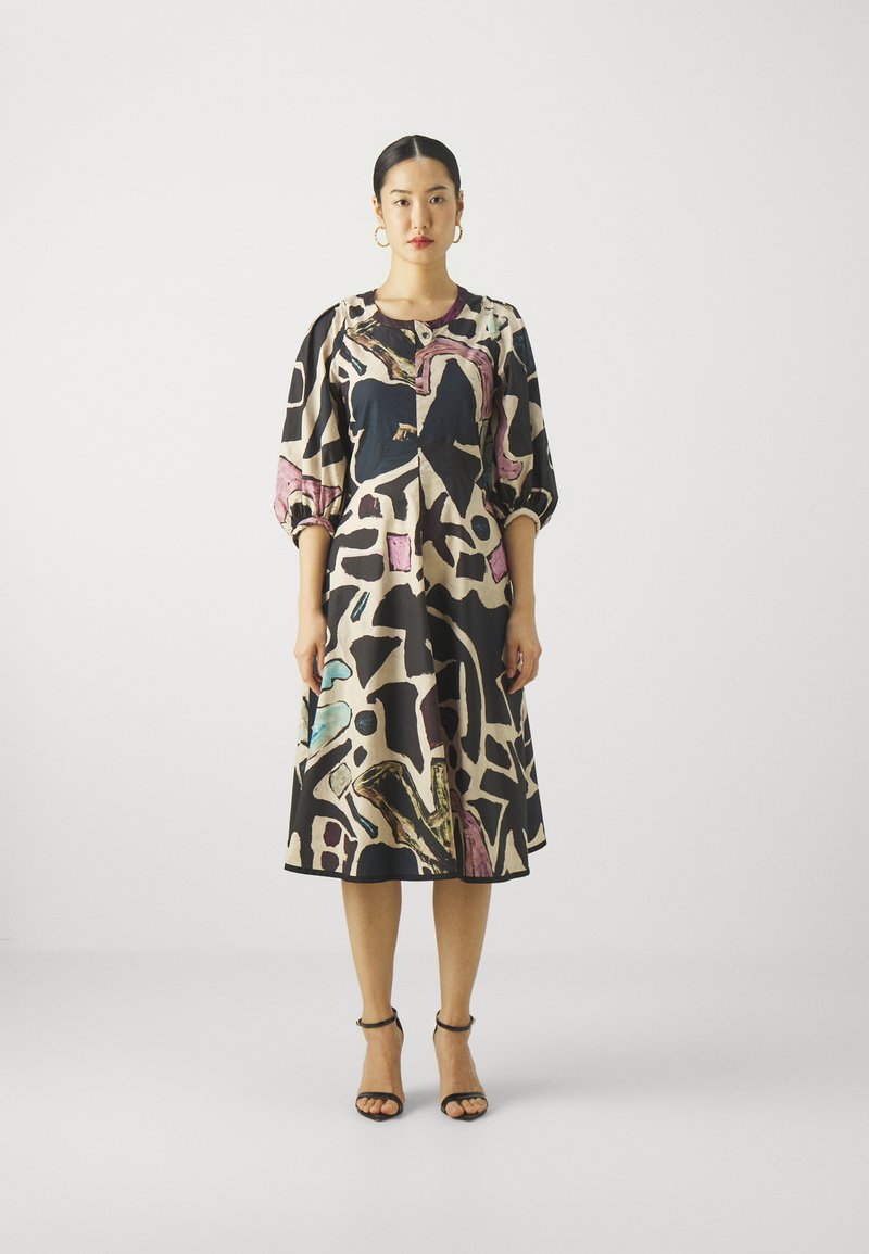 WEEKEND MaxMara - SASSARI - Day dress - beige, Enlarge