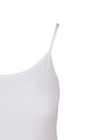 White camisole top with thin straps. Made of smooth cotton fabric, featuring a simple design and a slim, form-fitting cut.