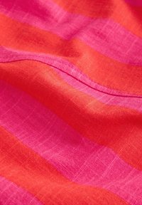 Next REGULAR FIT V-NECK  - Kezeslábas - pink red stripe