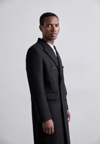 EYTYS GENESIS  - Klassisk kappa / rock - black