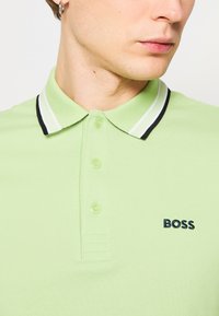 BOSS PADDY - Pólóing - open green