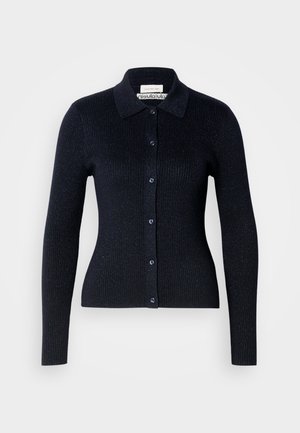 Cardigan azul-marinho com costelas, gola, mangas longas e fecho de botão. Feito de material suave com um brilho sutil.