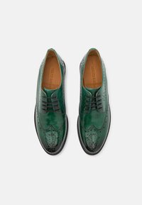 Melvin & Hamilton SELINA 41 - Stringate eleganti - pine/black/rich tan/navy