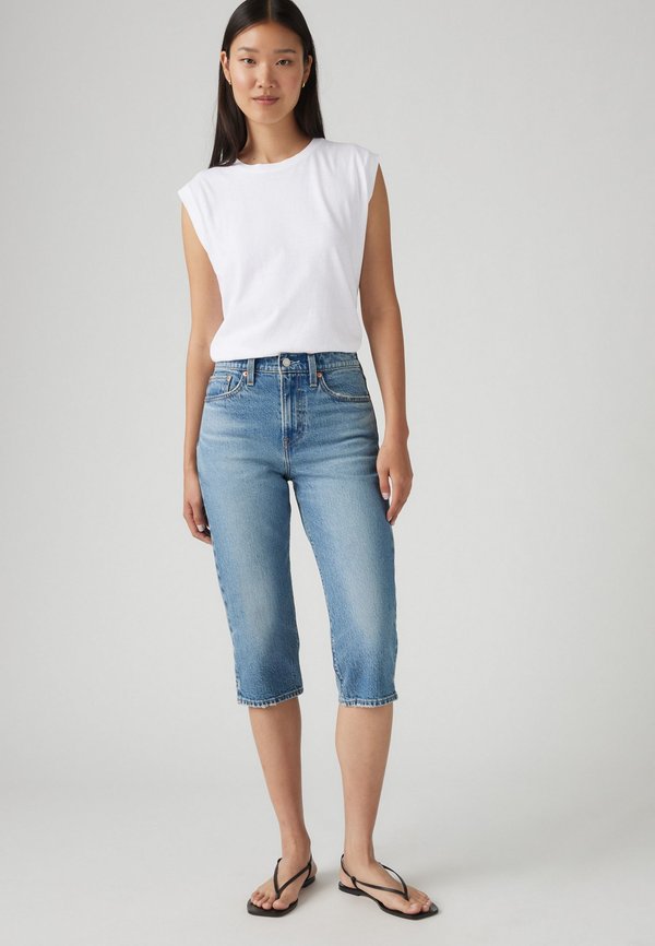 WEDGIE CAPRI - Denim shorts - next saturday no crease4