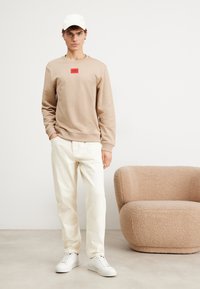 HUGO DIRAGOL - Sweatshirt - medium beige