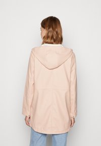 Vero Moda Parkas - light pink