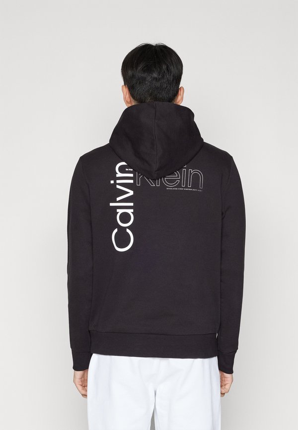 ANGLED BACK LOGO HOODIE - Hoodie4