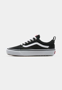 Unselected, black/white