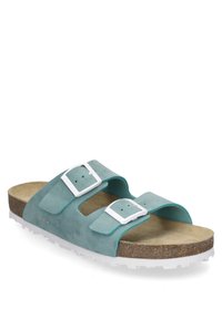 Türkisfarbene Wildledersandalen mit zwei verstellbaren Schnallen, Korkfußbett und weißer Gummisohle mit Traktionsdetails.