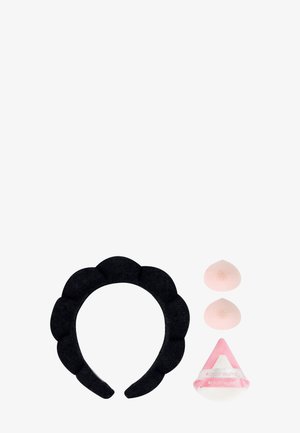 DREAM BLEND SET (BLACK) - Make-up Set - -