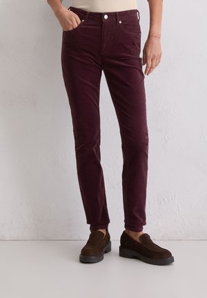 ALKEA - Broek - black cherry