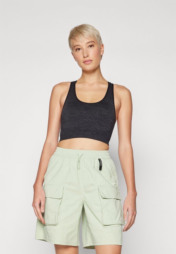 SPORT BRA SEAMLESS MEDIUM PADDED - Medium support sports bra