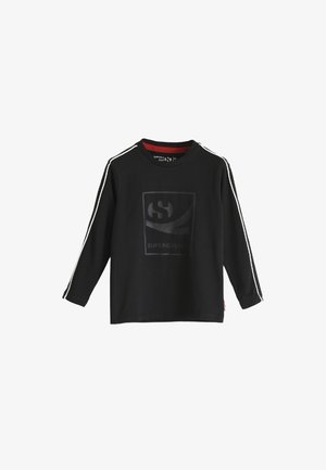 Schwarz langärmliges Shirt aus Baumwolle mit einem gerippten Rundhalsausschnitt, weißen Seitenstreifen und einem geprägten Logo-Design auf der Vorderseite.