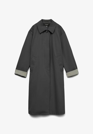 Trench-coat gris foncé avec un col, des manches longues, deux poches avant et un motif à carreaux noir et blanc aux poignets.