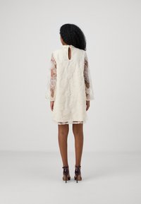 YAS Petite YASCORNELIA DRESS - Koktailové šaty/večierkové šaty - gardenia