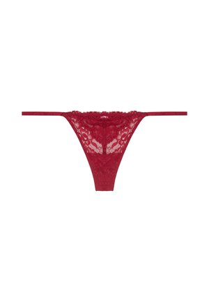 Tanga de encaje rojo con patrón floral, cobertura mínima y tirantes finos. Los bordes son ondulados para un acabado delicado. Tela suave y texturizada.