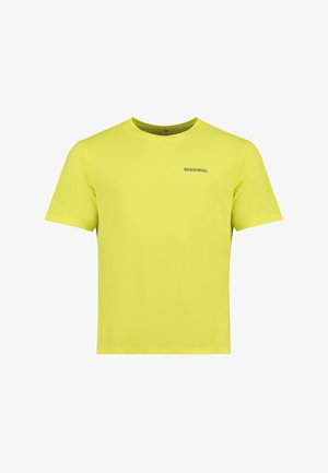 Camiseta de manga corta y cuello redondo en amarillo brillante, hecha de un tejido ligero. Presenta un pequeño logo negro de "ROSSIGNOL" en el pecho.